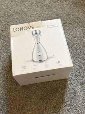 LONOVE Nano Ionic Facial Steamer in Silver
